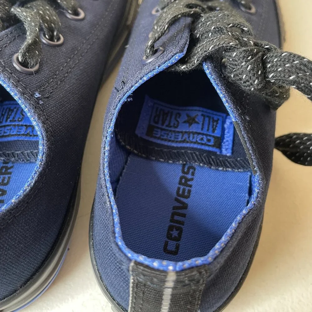 Converse Blue & Gray Kids Low Top Sneakers Size 3